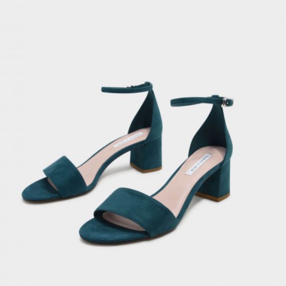 NWT. CHARLES & KEITH Ankle Strap Sandal. Teal.